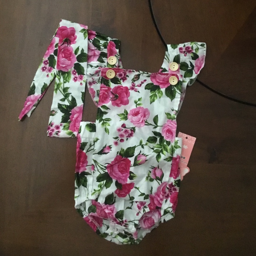 NWT boutique floral romper with headband